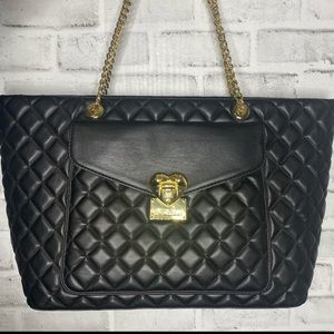 Quoted Black Love Moschino Tote
